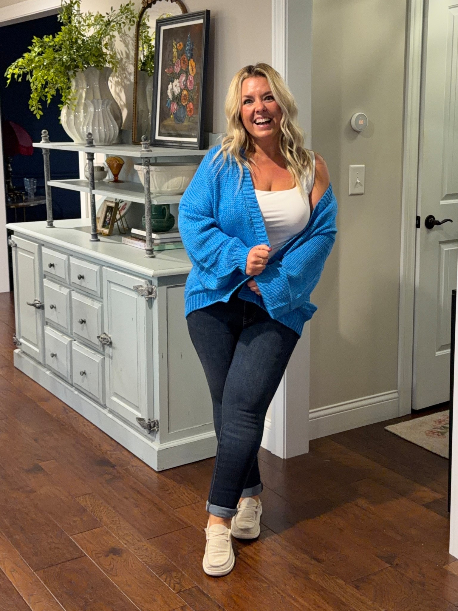 Loving this chunky knit cardigan AND it’s on SALE & comes in tons of colors! It’s a very oversized fit so I’m usually a lg but wearing a medium here & it’s still quite oversize so keep that in mind! 

#LTKSaleAlert #LTKPetite #LTKMidsize