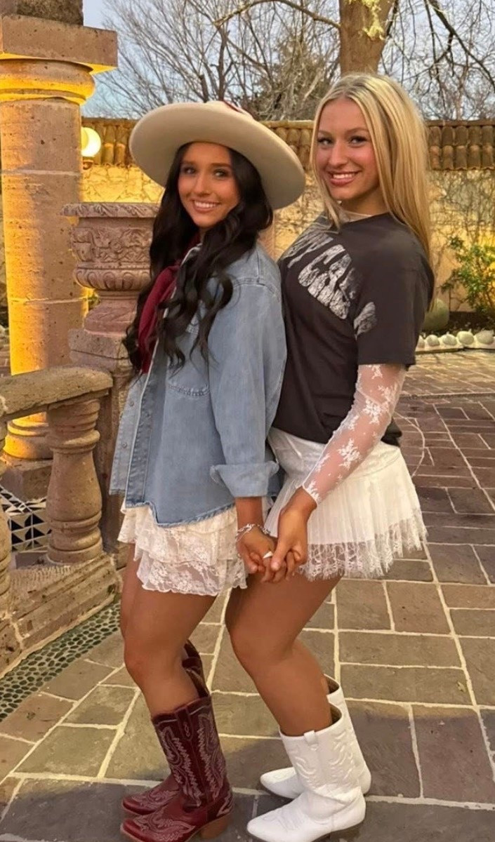 Western fit you'll wear on repeat! 

 

#LTKgrwm #LTKdayinmylife