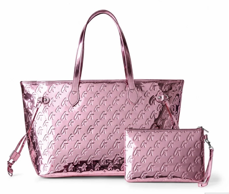 IT’S PINK OCTOBER! 🎀💗

October is all about WEARING PINK and showing love, support and awareness for breast cancer. 💕 So yes, give me ALL the pink outfits, pink accessories and pink everything!

Wear your pink and help keep breast cancer awareness going all month long! 🎀

#BreastCancerAwareness #PinkOctober #WearPink #BreastCancerAwarenessMonth