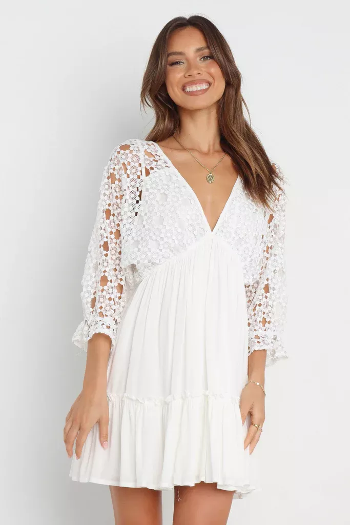 Bella note best sale eyelet mini dress