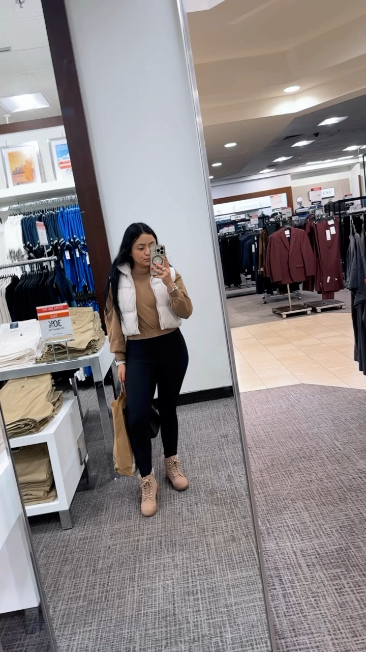 Casual Outfit #beige #nude #minimalistic #aesthetic #hm #h&m #kohls #leggings 

#LTKfindsunder50 #LTKGiftGuide #LTKSpringSale