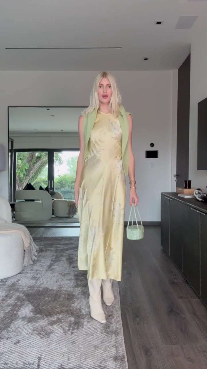 This yellow printed silk dress is adorable! 💛🌱🫶🏼 Paired it with this green cardigan. 

 

#LTKSeasonal #LTKStyleTip #LTKItBag