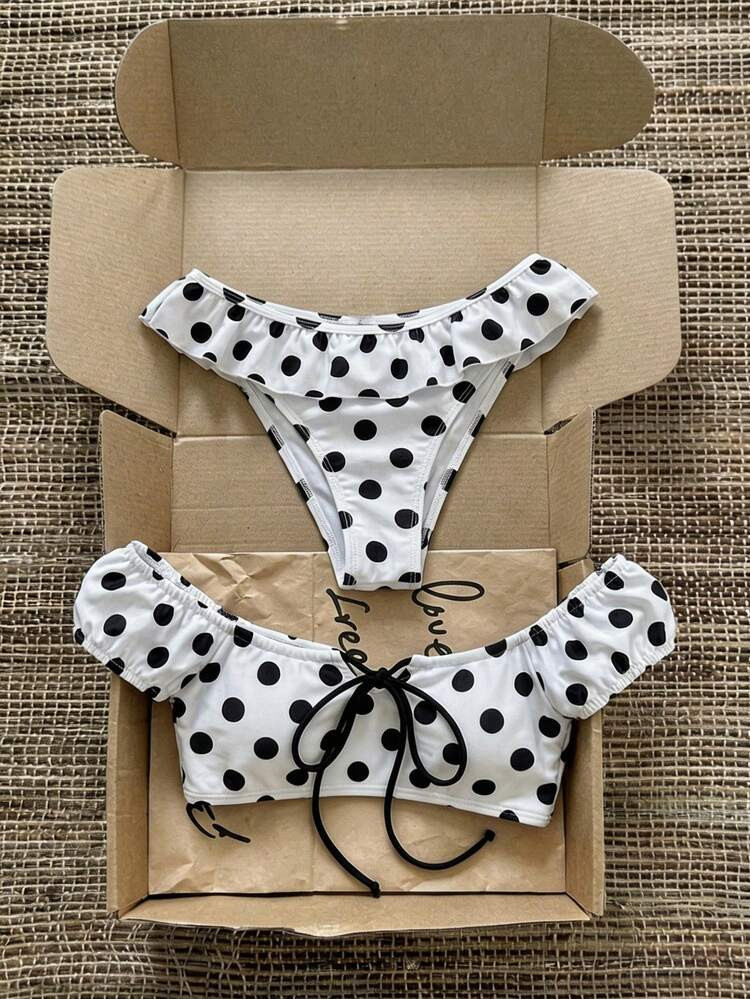 SHEIN MOD Women's White With Black Polka Dots,Summer,Cute,Retro Vintage,Pool Party,Holiday Off Shoulder Ruffle Hem Bikini Set,2-Piece Beach Swimwear Outfits | SHEIN