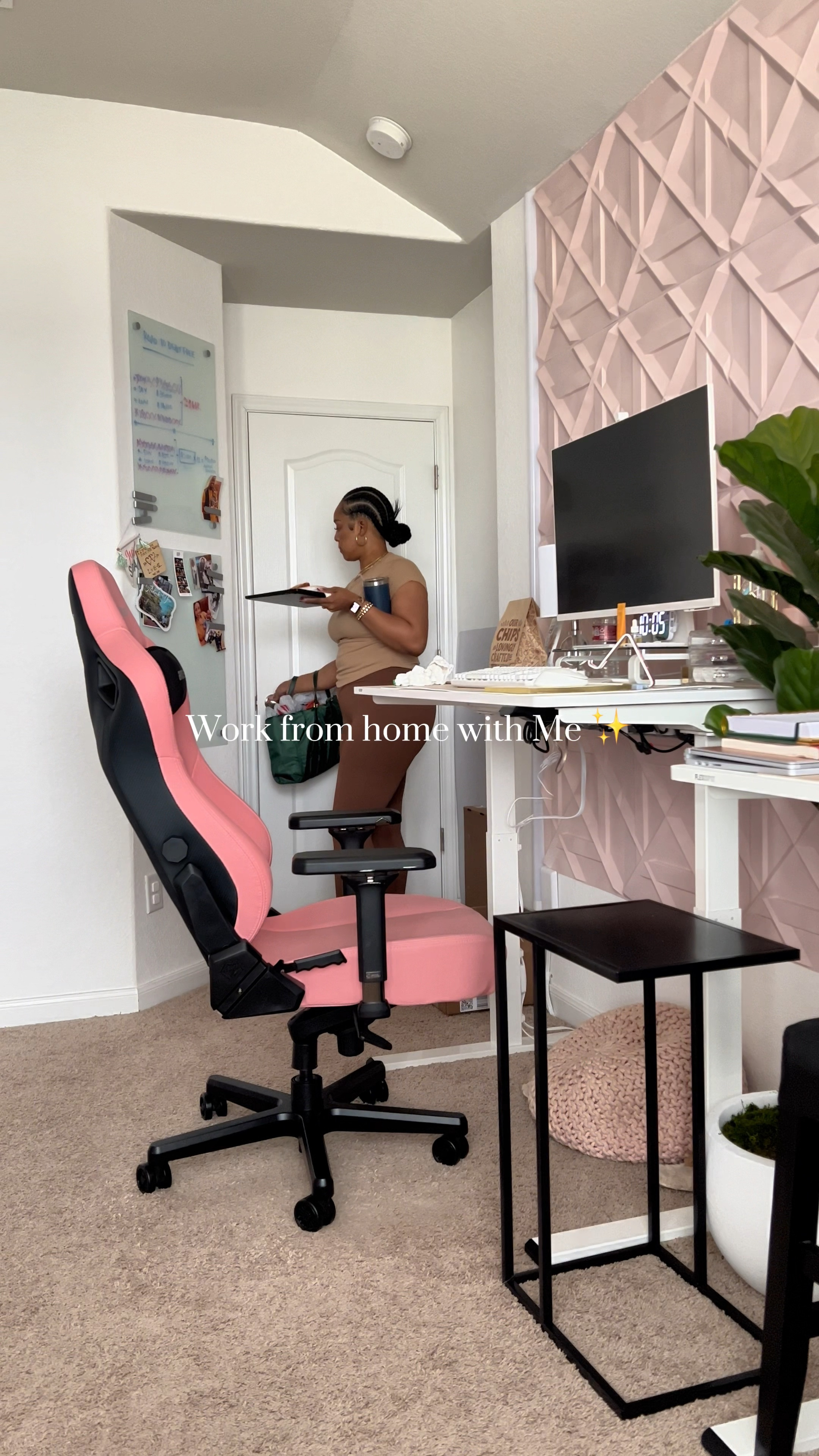 Work from home with me ✨

Back in the office after a long holiday weekend 🙌🏽 Finally restocked my recycled @target bags so I can keep clean up all of trash I accumulate throughout the day 🫠 cuz my little desk top trashcan only holds so much 🤭

Wishing y’all a productive week! 🫶🏽





#workfromhome #workremote #homeofficedecor #homeofficeideas #corporatelife #amazonfinds #amazonofficefinds #wfhlife #wfhsetup #wfhstyle #remotework #homeoffice #homeofficedecor 

#LTKmidsize #LTKhome #LTKstyletip