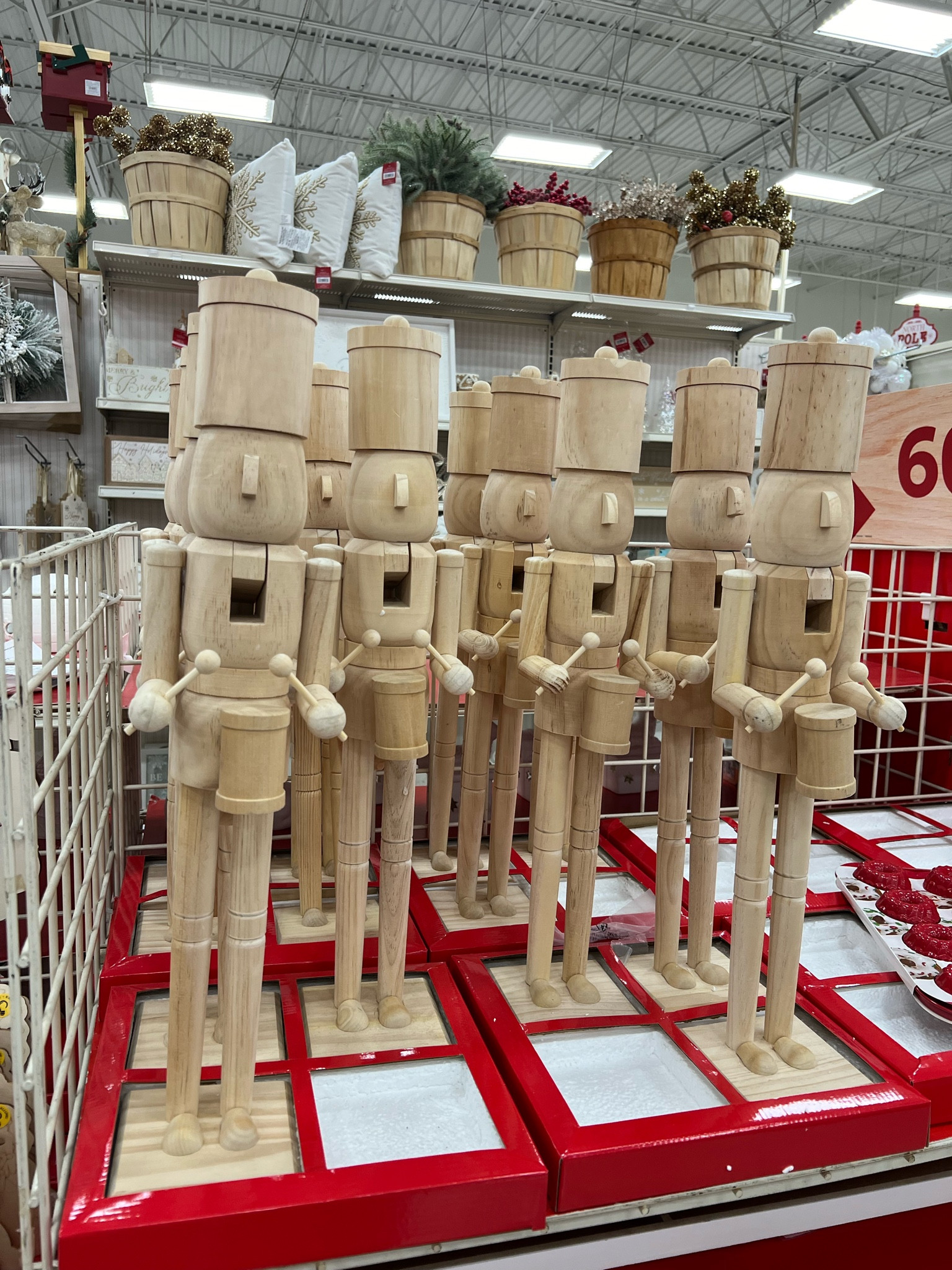 60% off wooden nutcrackers 



#LTKHoliday #LTKSeasonal #LTKCyberWeek