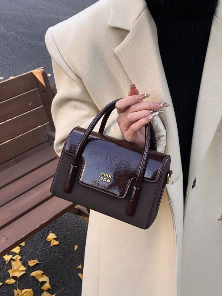 Bolso De Mano Vintage Elegante Para Mujer, Nueva Bolsa De Hombro De Alta Gama Y Tendencia, Bolso Cuadrado Pequeño Con Solapa De Diseño Único De PU, Bolso De Unicolor Minimalista Casual Para Ir Al Trabajo, Uso Diario, Salidas Y Fiestas, Con Gran Capacidad | SHEIN