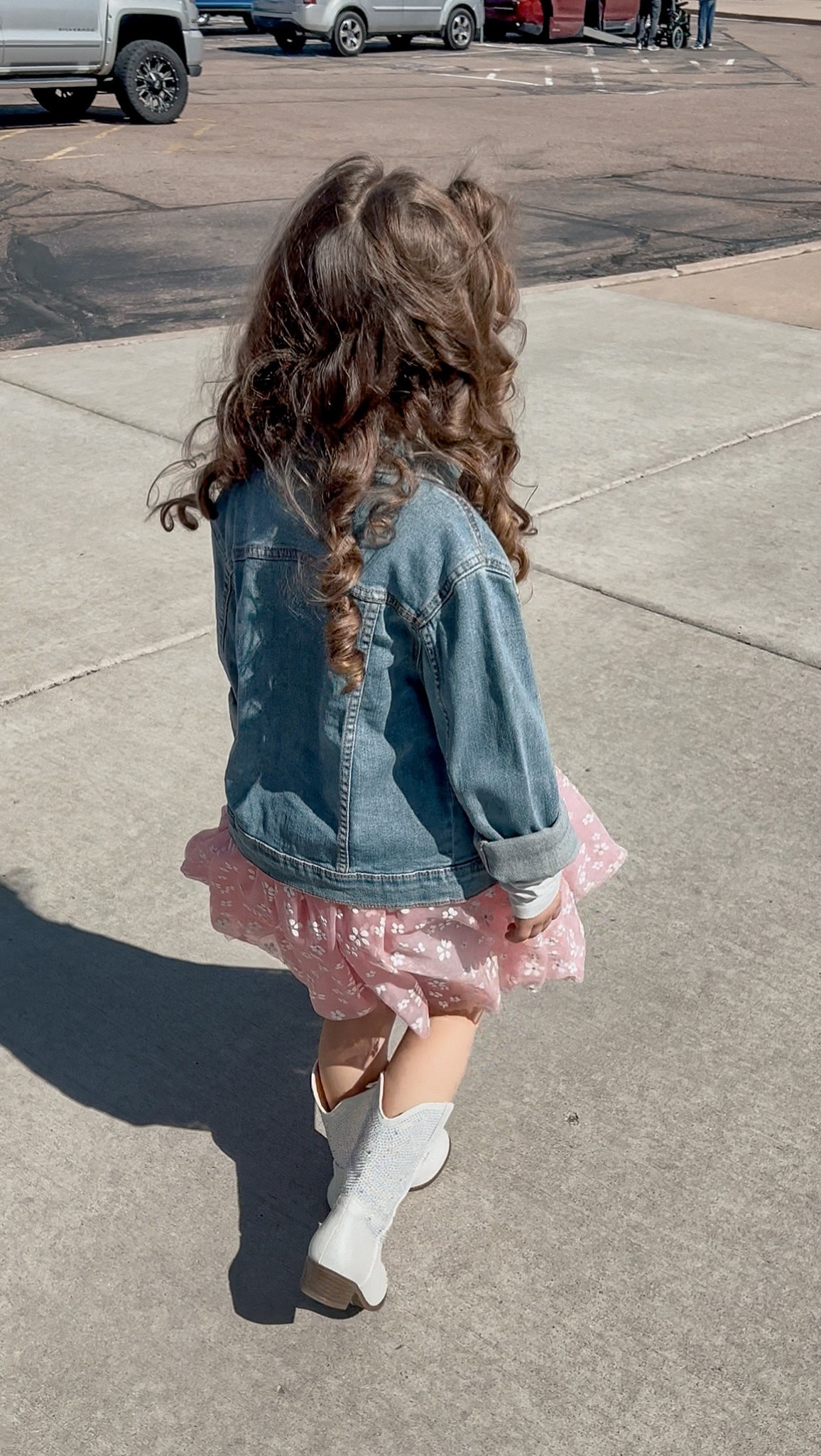 My little fashionista 🩷

#LTKStyleTip #LTKKids #LTKShoeCrush