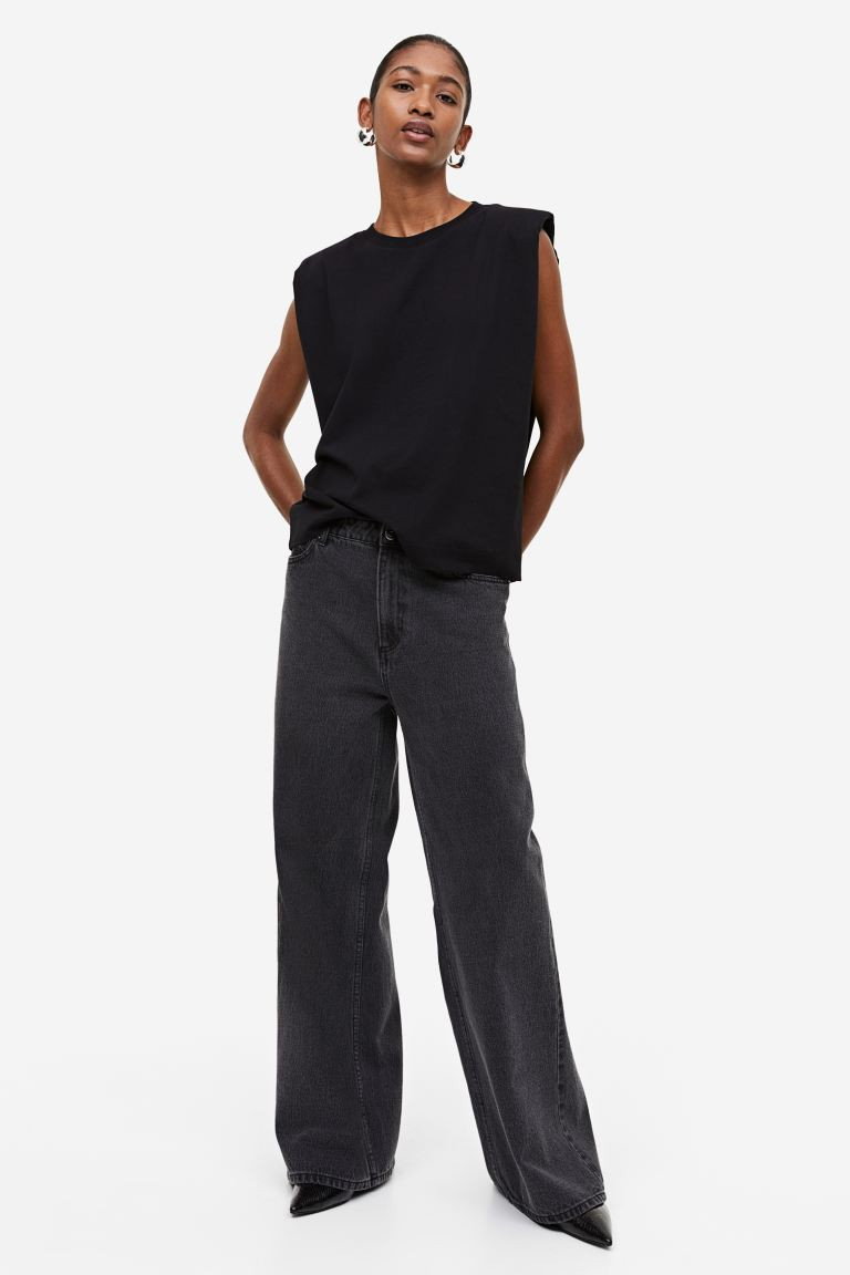 Oversized shoulder-pad top | H&M (UK, MY, IN, SG, PH, TW, HK)