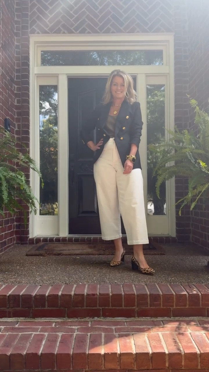 Fall Outfit
…
How to style your white jeans for work this fall 🤍🤍

#LTKWorkwear #LTKVideo #LTKSeasonal
