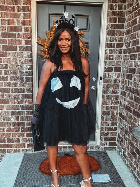 Sexy and wholesome ghost because listen, ain’t nobody got time for all these other types of ghost. I really enjoyed customizing this one… it was challenge but I think it was worth. 

#halloweeninspiration #ootd #haloweenparty #halloweencostume 

#LTKfindsunder50 #LTKstyletip #LTKHalloween