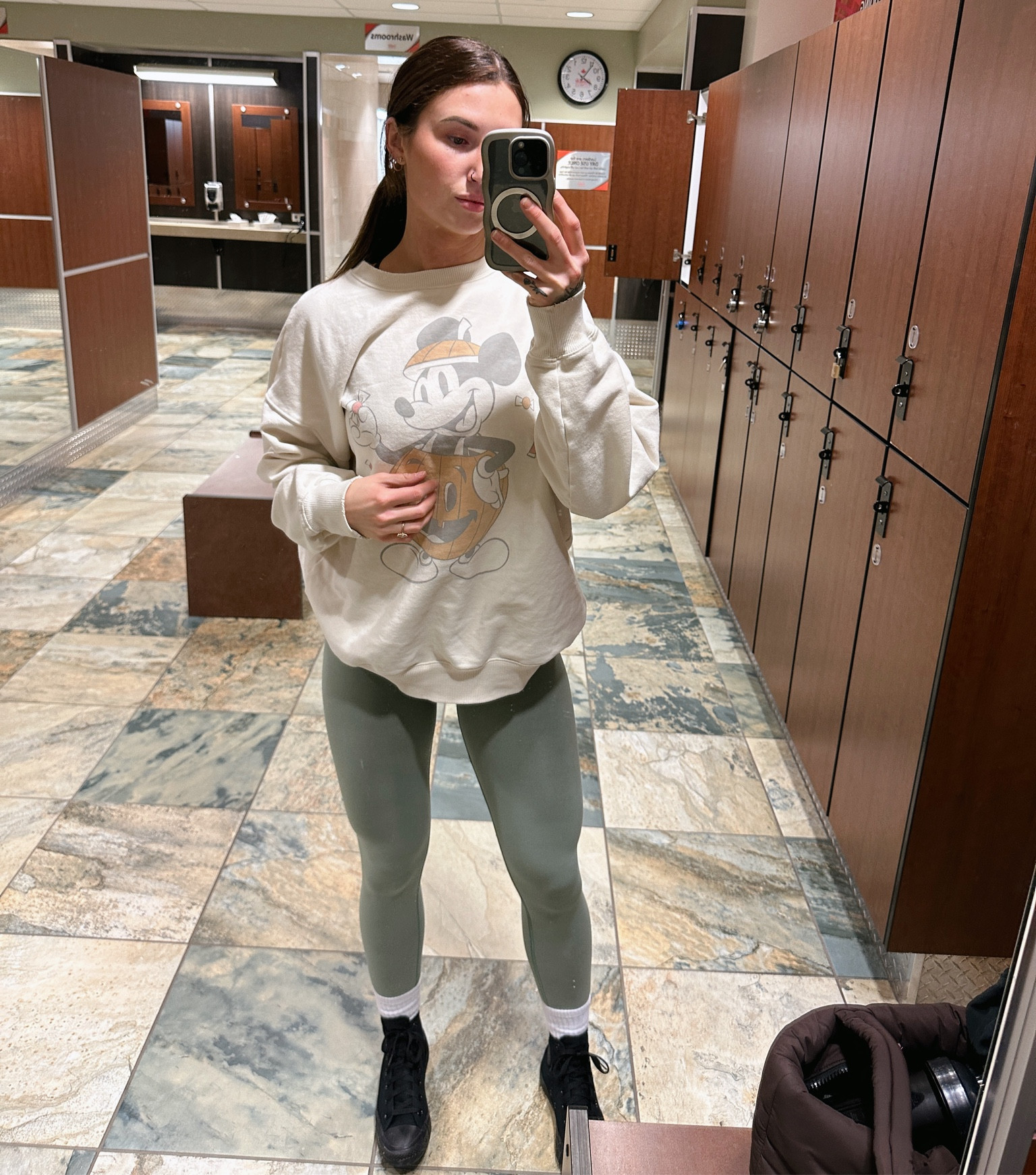 The CUTEST Disney sweater 🥹💛

#LTKfitness #LTKwinter #LTKcanada