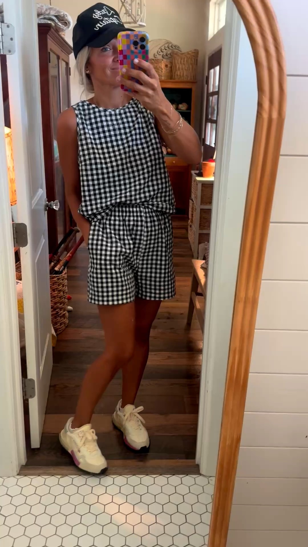 Monday’s OOTD for errands❤️ I do feel like this runs a touch larger. This is a medium and I feel like a small would fit better. I’m normally in between those two sizes.

#LTKootd #LTKgrwm #LTKdayinmylife
