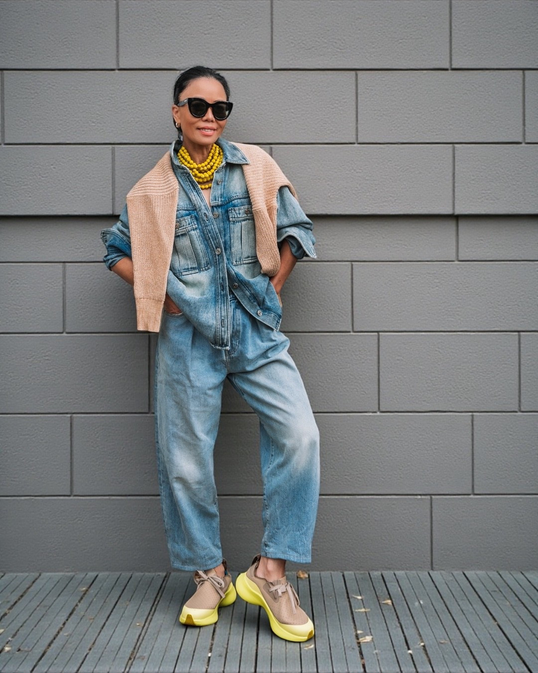 Yesterday’s dog-park look! Brought a pop of color for a little holiday cheer.

#LTKdayinmylife