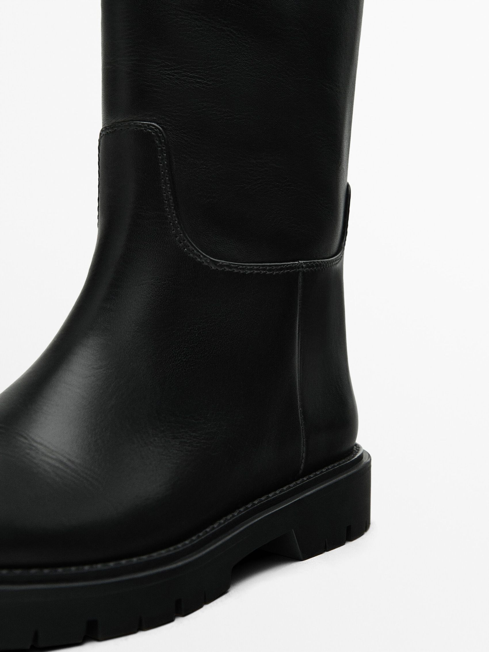 Flat track sole boots | Massimo Dutti UK