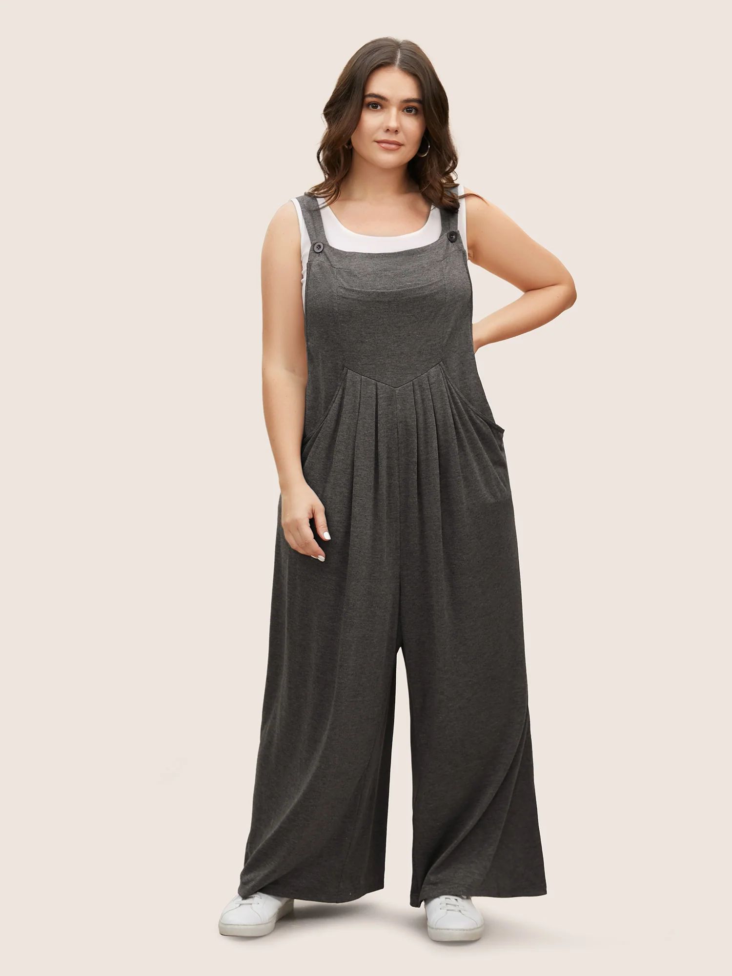 Supersoft Essentials Solid Pleated Pocket Jumpsuit | Bloomchic