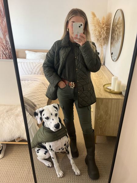 Rios coat is from Kmart but I can’t tagged the item on LTK so I’ll drop the link below! Rio is wearing the Extra Large! They have a Extra Extra Large 

https://www.kmart.com.au/product/pet-puffer-vest-extra-large-green-43347490/?

My belt is the reversible belt from Holland and cooper clothing 



#LTKstyletip #LTKbeauty #LTKU