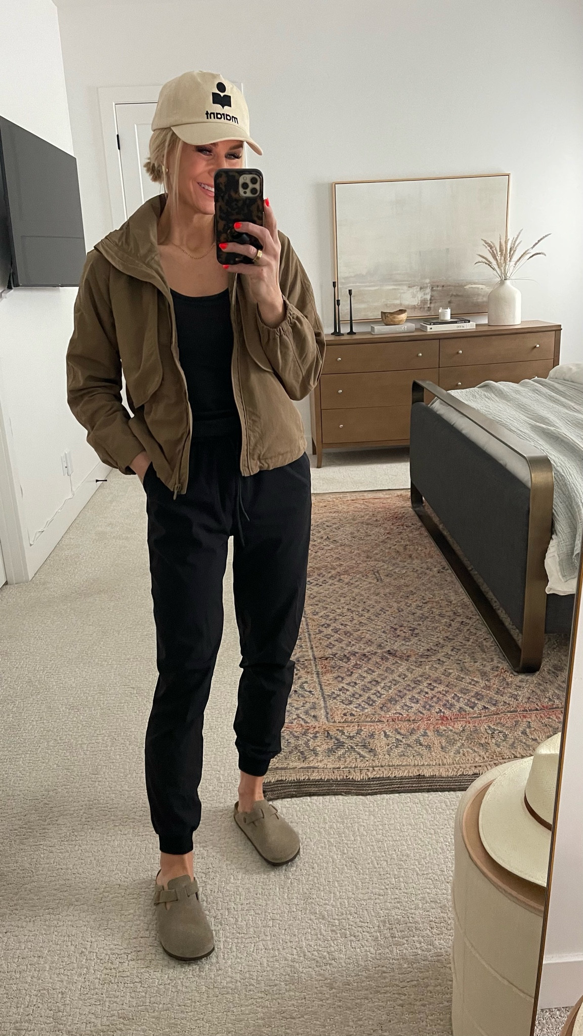 Weekend look!
Lululemon joggers and tank! Love that Lululemon offers FREE alterations on their products — had this tank hemmed to the perfect length.
I

#LTKSeasonal #LTKstyletip #LTKfit