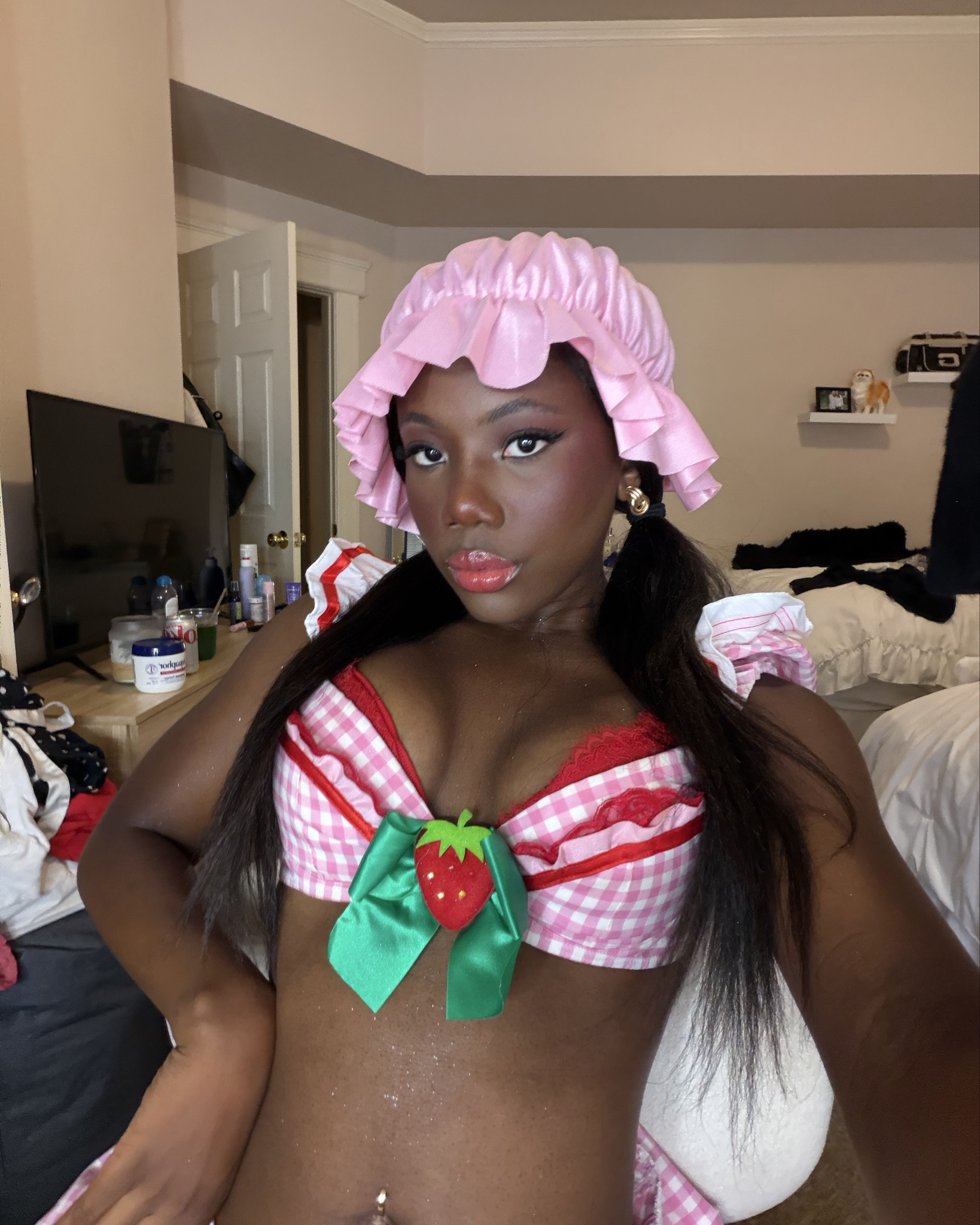 strawberry shortcake makeup 

#makeup #ltkmakeup #strawberryshortcakemakeup

#LTKBeauty #LTKHalloween #LTKSeasonal