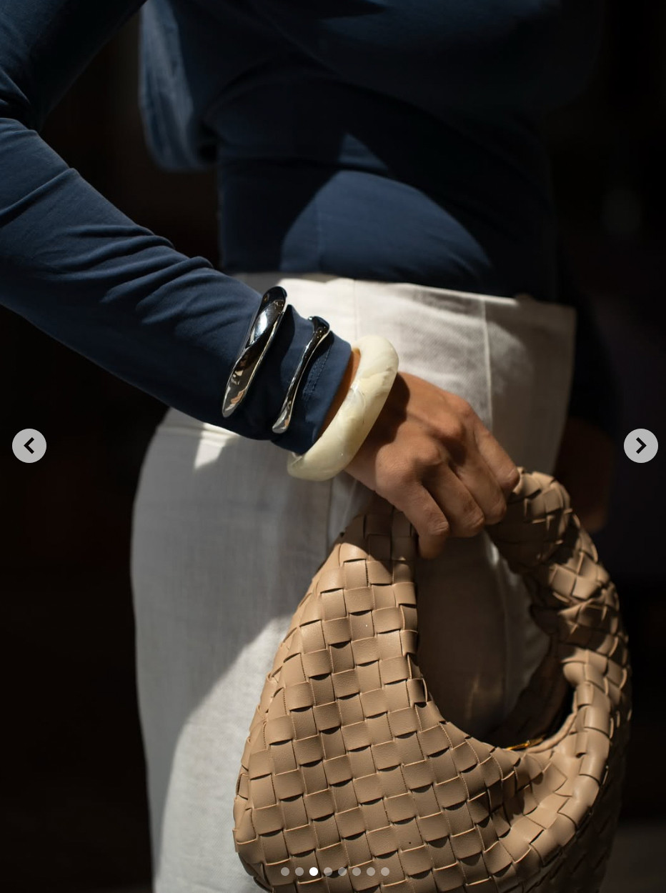 Handbags of the season, chic everyday bags, and statement styles that pull any outfit together.

handbags of the season, handbags, seasonal handbags, everyday handbags, shoulder bags, crossbody bags, tote bags, brown handbags, neutral handbags, work bags, weekend bags, fall handbags, winter handbags, accessory staples 

 #LTKhandbags #LTKootd #LTKSaleAlert