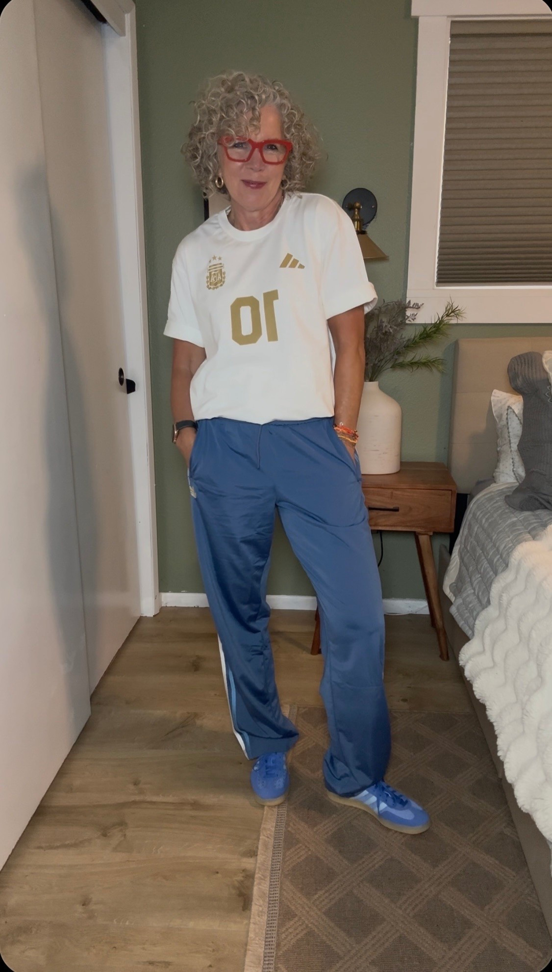 Cozy @adidas watch party style
#createdwithadidas #adidaspartner