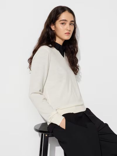 Merino V-Neck Sweater | UNIQLO (US)