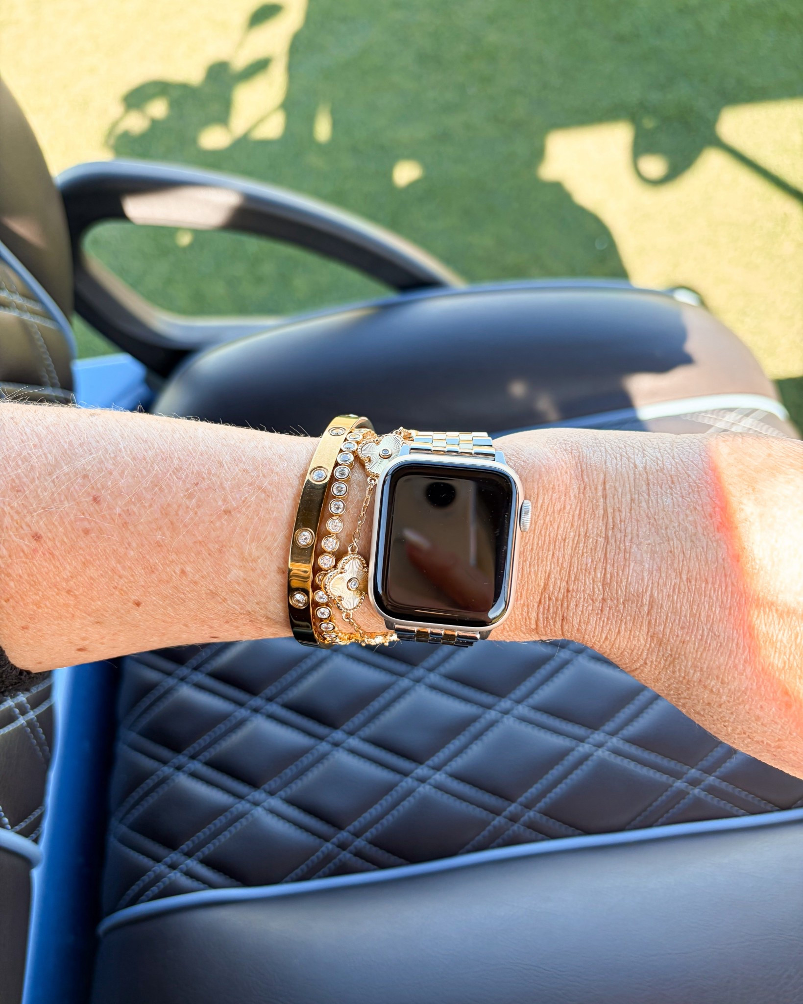 Today’s stack ✨

#LTKgrwm #LTKootd #LTKFindsUnder50