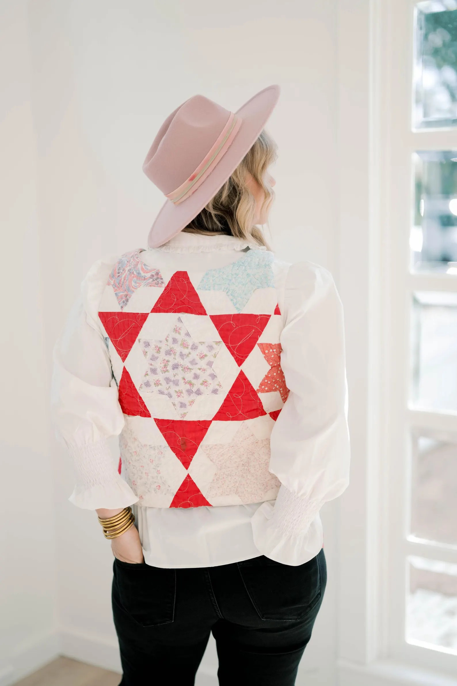 Red Star Quilt Vest: Upcycled Vintage Cutter Quilt, Size Small | Etsy (Global)