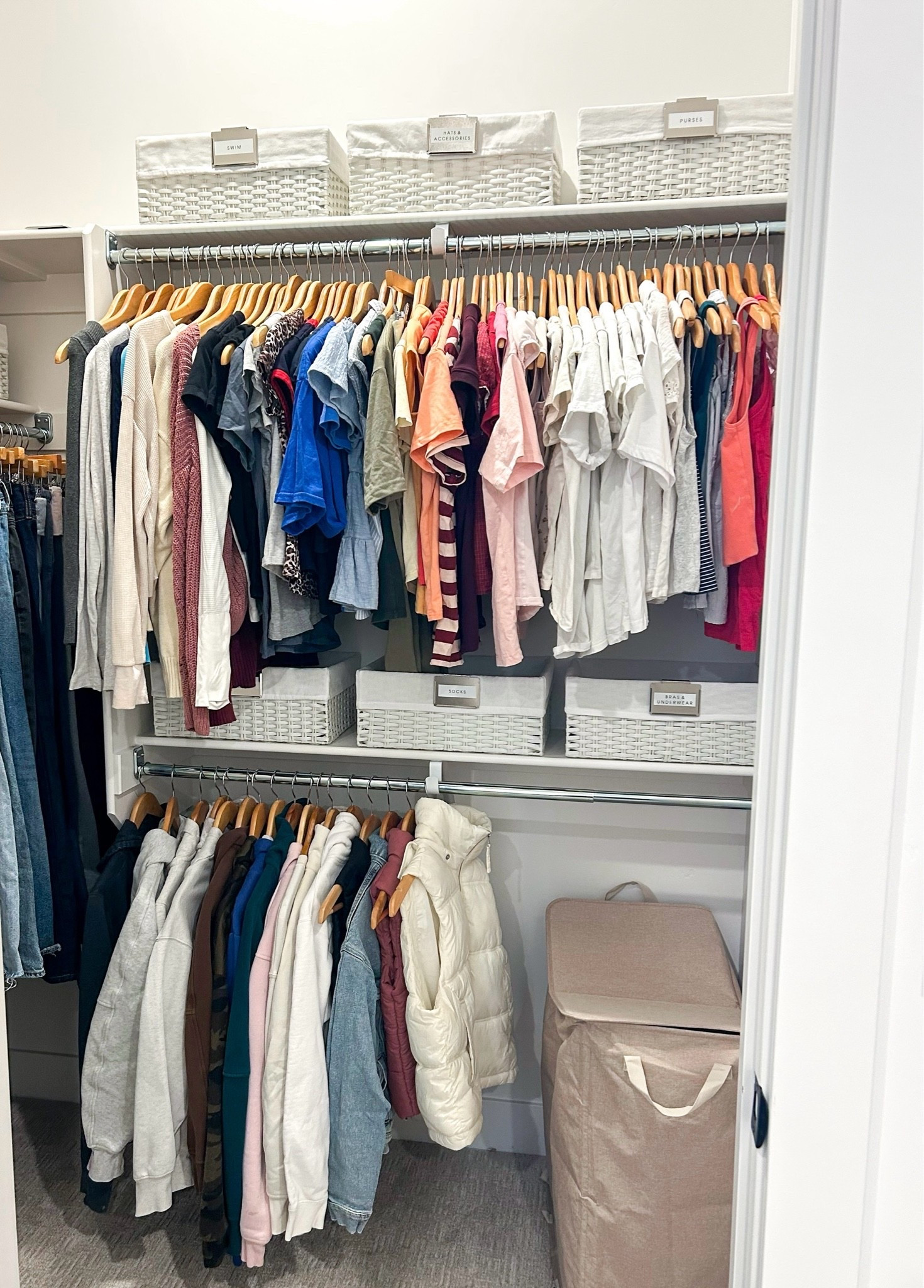We’re sharing some of our favorite products for kid’s closets! Check them out and give them a try in your own home. ✨ 

#professionalorganizer #kidsclosetorganization