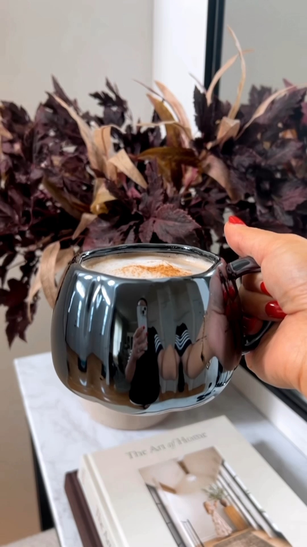 Hello September-Autumn decor in my home
#fallwreath #fallfrontporch #marble #blanket #cozyhome #falldecor #diningtable #fallflorals #coffeetable #amazonfind

#LTKSeasonal #LTKHome #LTKSaleAlert