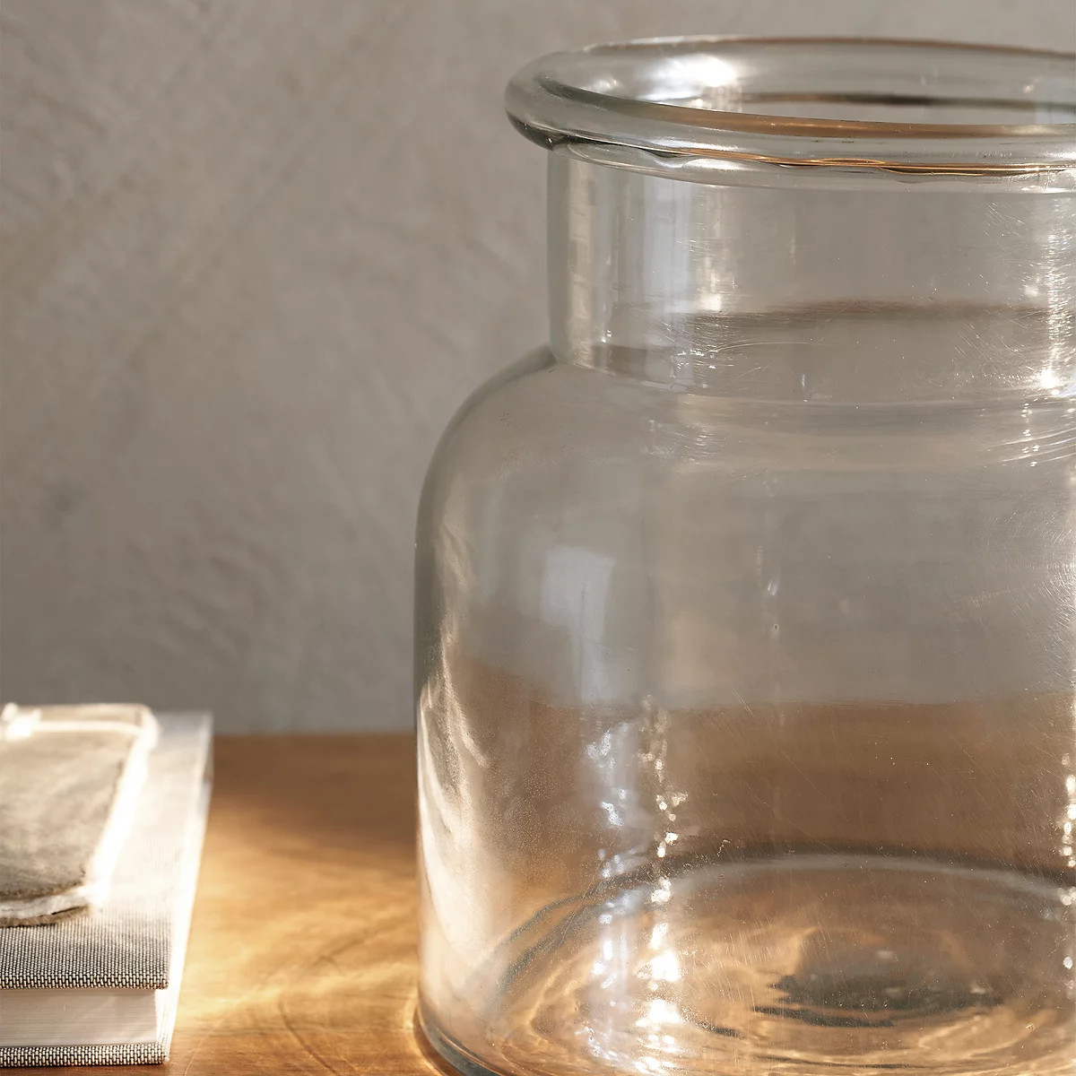 Fowley Hurricane Vase | The White Company UK & ROW