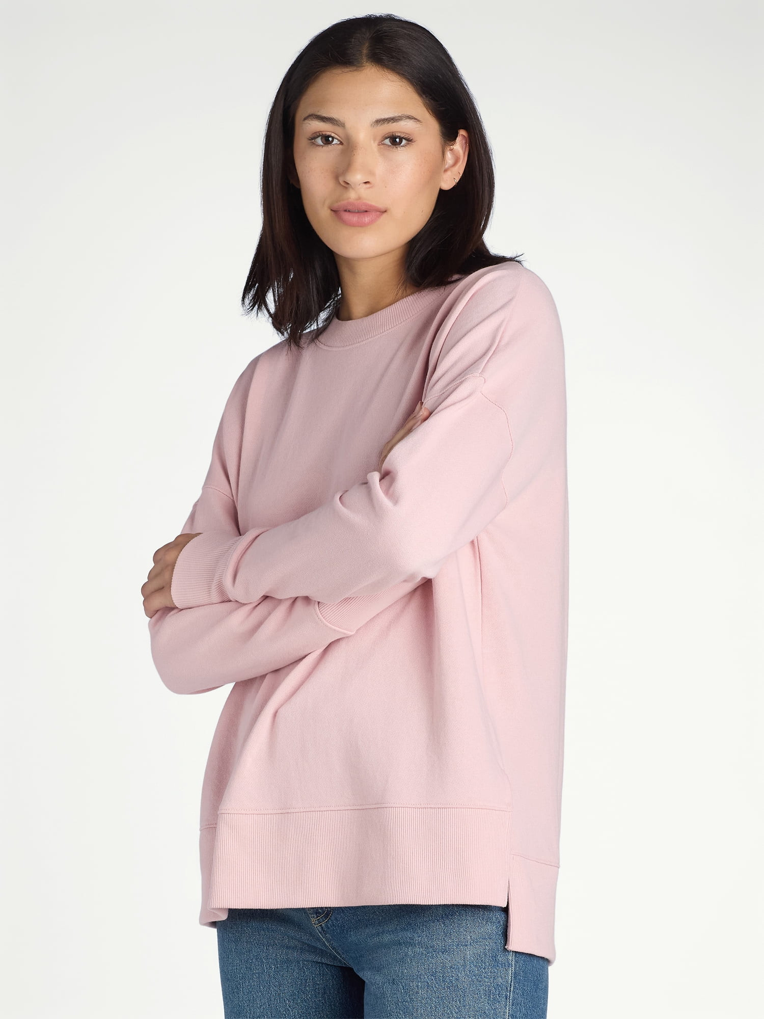 Time and Tru Women's Crewneck Sweatshirt with High-Low Hem, Sizes XS -4X | Walmart (US)