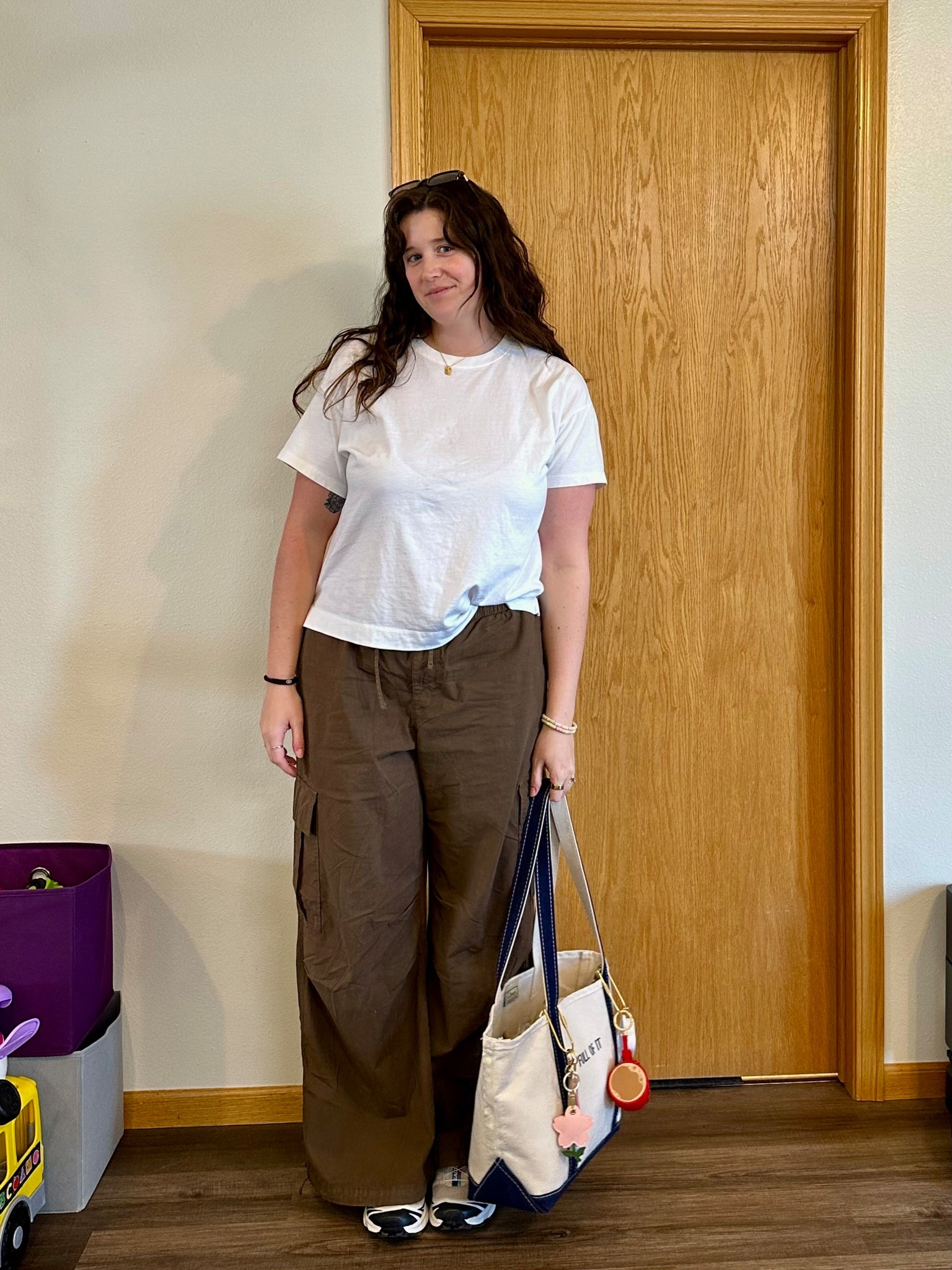 cool mom outfit of the day 

#LTKActive #LTKootd #LTKMidsize