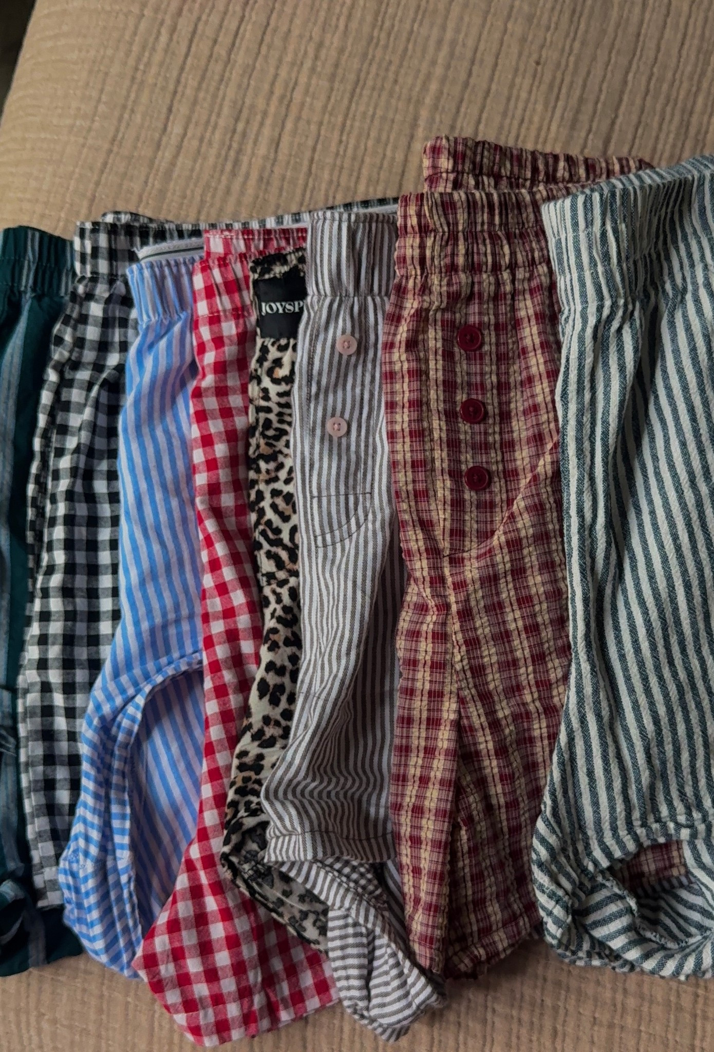 my all-time favorite pattern shorts for the summer! 🤍

#LTKStyleTip #LTKMidsize #LTKPlusSize