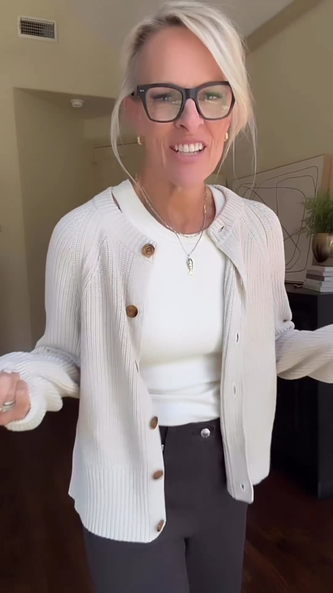 A cream cardigan is one of those wardrobe staples I find myself reaching for again and again. I love this cardigan with darker denim, but it would be just as easy with lighter jeans, trousers, a skirt, or layered over a dress. I’m wearing a large because I prefer a little more room in my cardigans.

💡 LTK MADE EASY
❤️ Heart = Support my posts!
🔖 Save = Get sale & restock alerts
📋 Lists = Keep favorites organized
📲 Share = Send lists and products to a friend. Hello, Christmas List!
💬 Comment = Ask me anything about what I’m wearing.:-)

#LTKootd #LTKSeasonal #LTKOver40