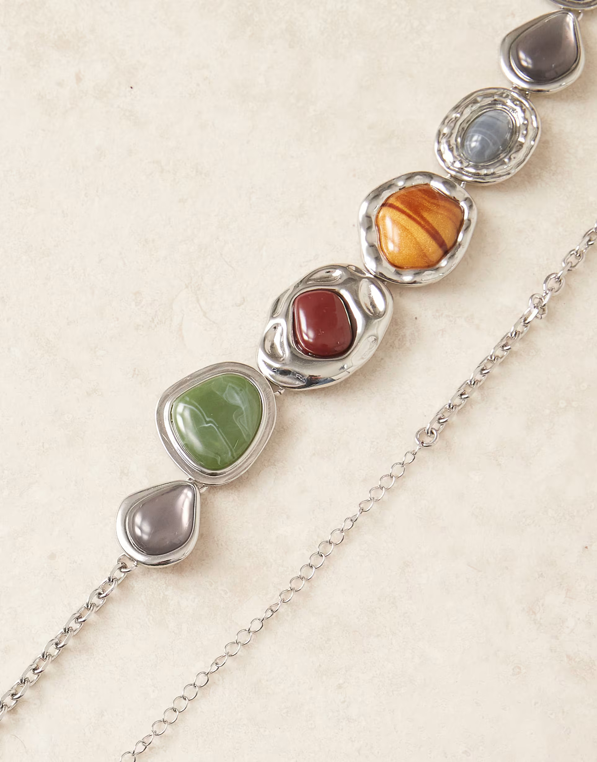 ASOS DESIGN mixed resin chain belt in silver | ASOS (Global)