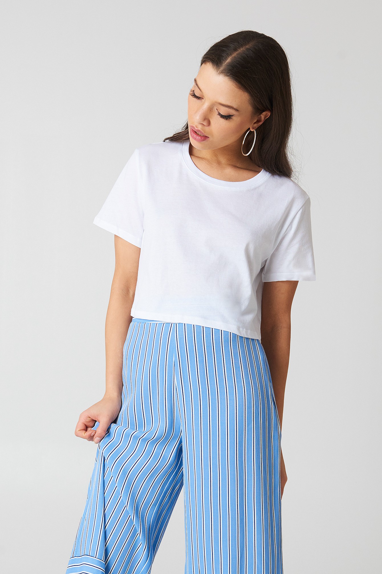 Oversized Cropped Tee White | NA-KD Global