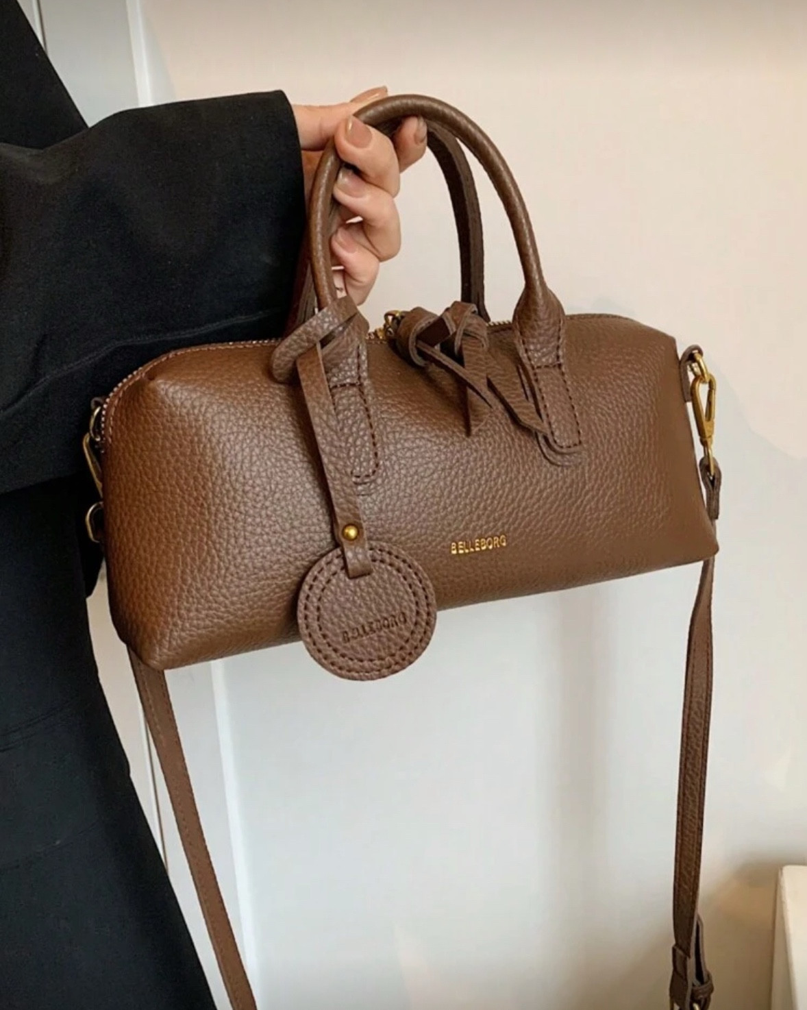 Must-Have Vibe
👜 Fall must-have! SHEIN’s bag collection is too cute to pass up. From casual days out to coffee runs, these bags are EVERYTHING. 🍁
#FallBagObsession #SHEINHaul #OOTDFall #BagLover

#LTKFindsUnder50 #LTKStyleTip #LTKSaleAlert