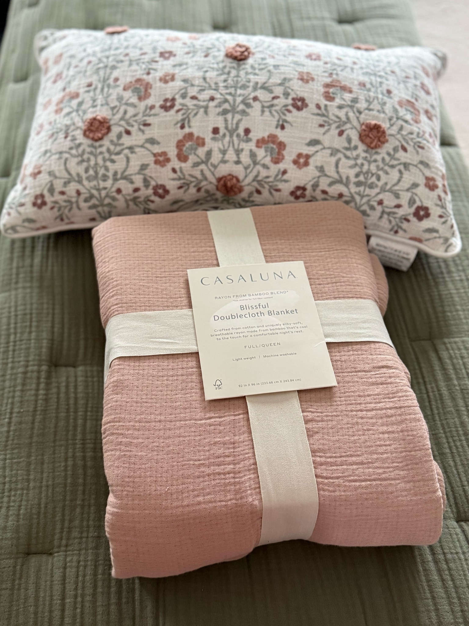 I think this is what I’m going with for my Spring bedding. Use the current Olive quilt set that I already have from Quince and adding in some My Texas House Spring pillows and a Casaluna blanket (the softest 🥰)! 

#LTKSeasonal #LTKHome #LTKSaleAlert