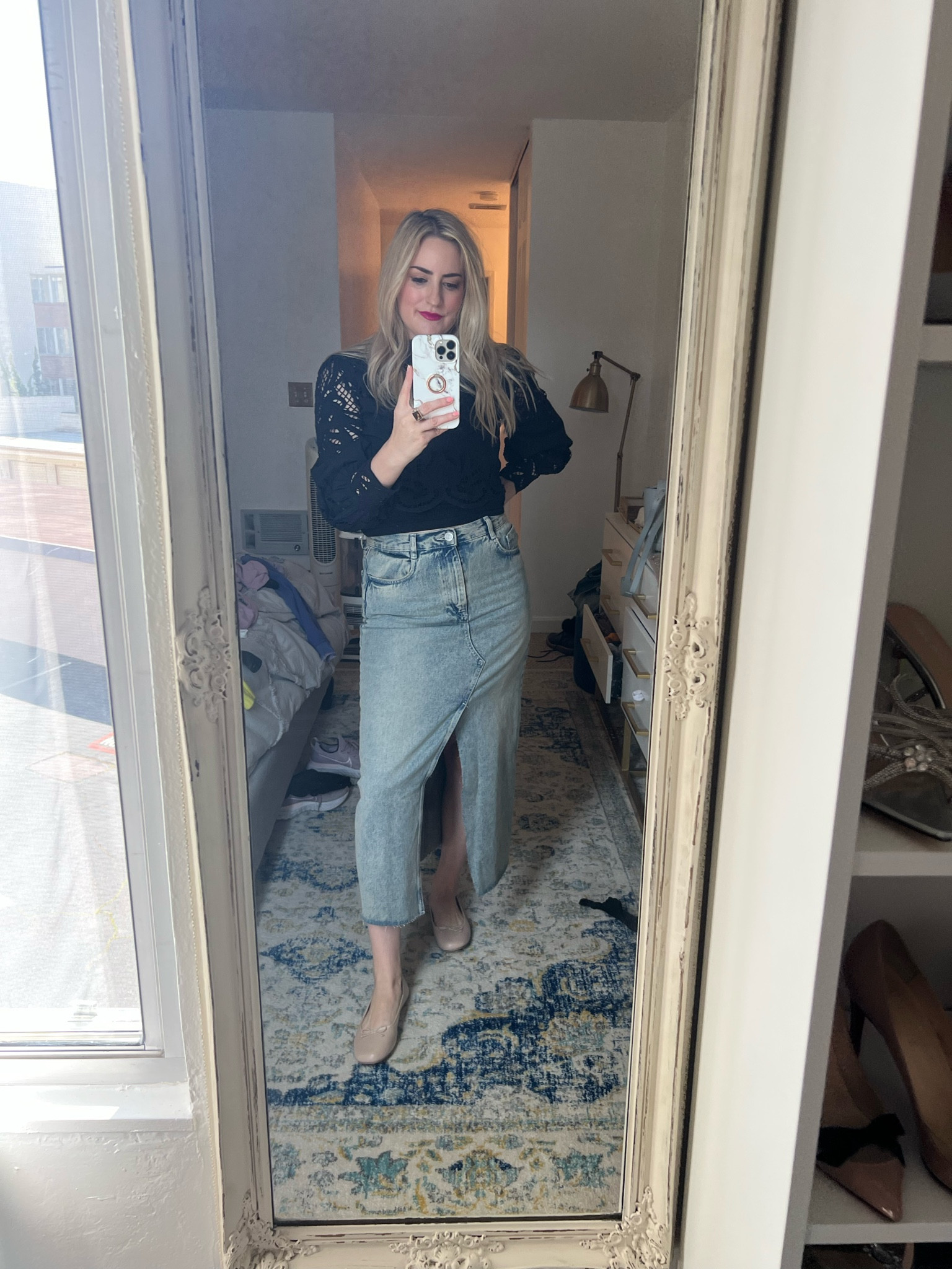 Denim skirts | maxi skirts | maxi denim skirts | lace top | ballet flats | flats 