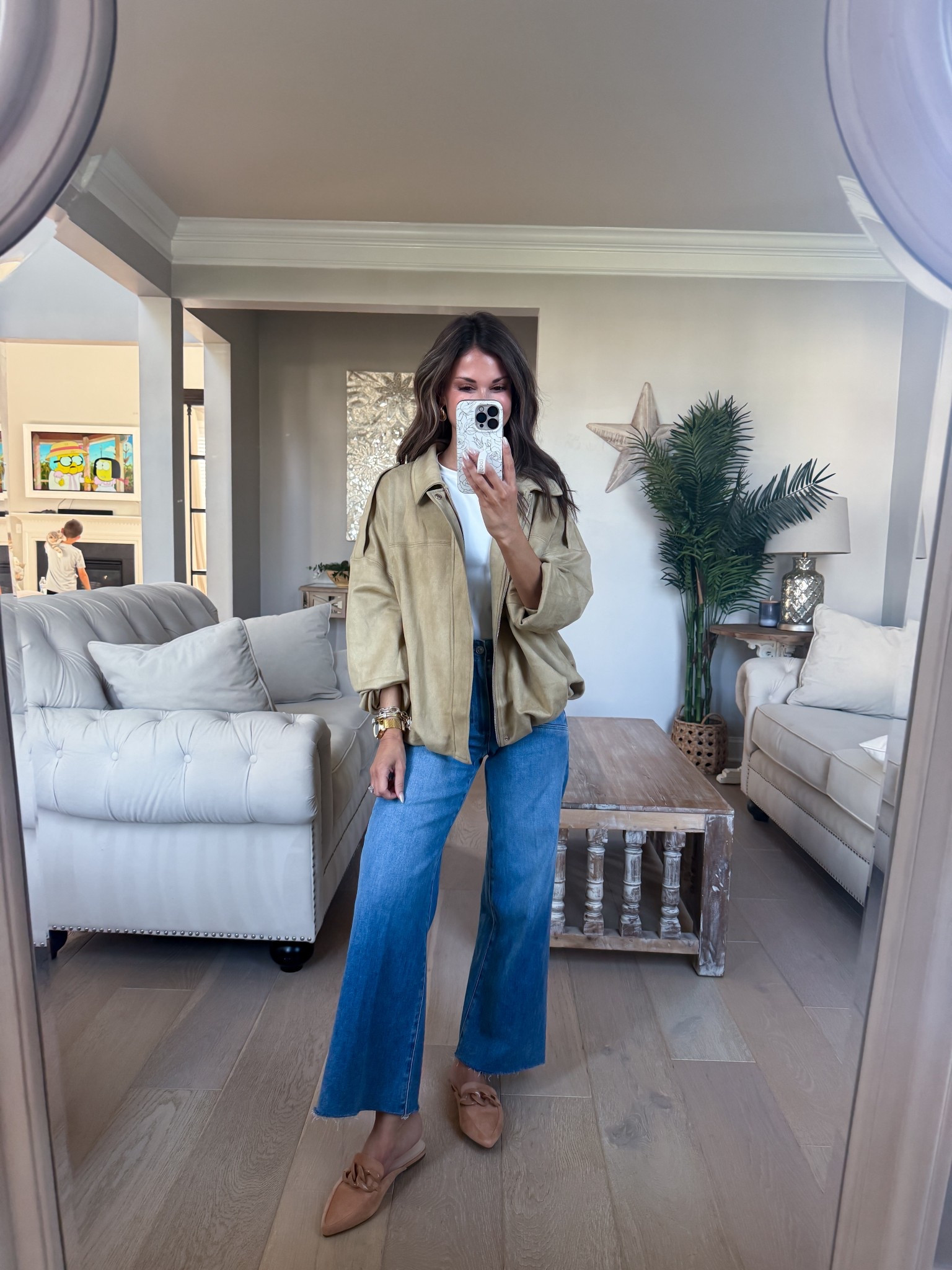 Viral jacket//size small

Jeans//27” standard length//sized down to 23//sooo comfy//5’1

Tee//xs

#LTKFindsUnder50 #LTKPetite #LTKSaleAlert