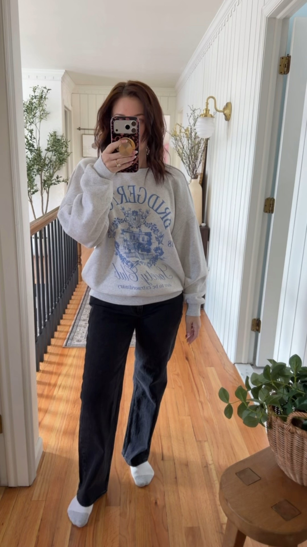 90s low rise. Size 26 petitee

#LTKSaleAlert #LTKPetite