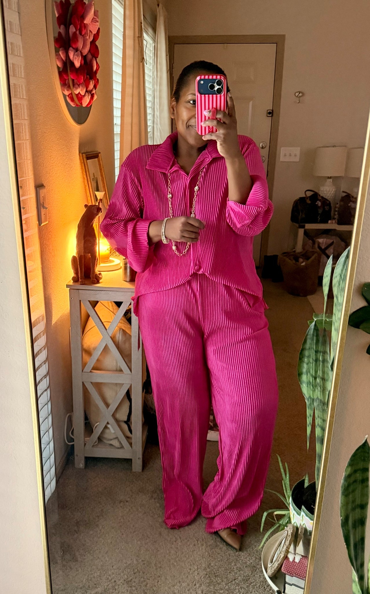 This Amazon set is giving all the rich auntie vibes 💖🤭✨ Wearing the large. The pink is perfect for Valentine’s Day too! 💌💝

#LTKootd #LTKMidsize #LTKValentine