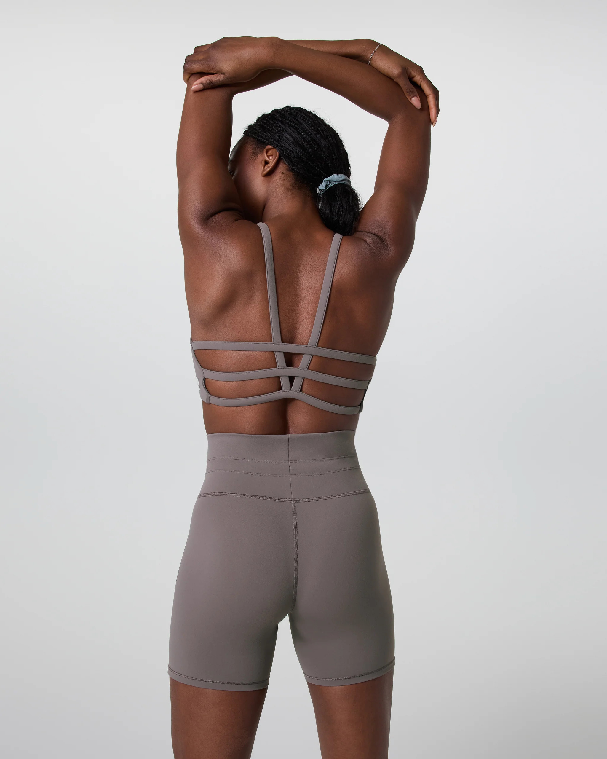 Yosemite Bra | Chia Strappy Sports Bra | Vuori | Vuori Clothing (US & Canada)