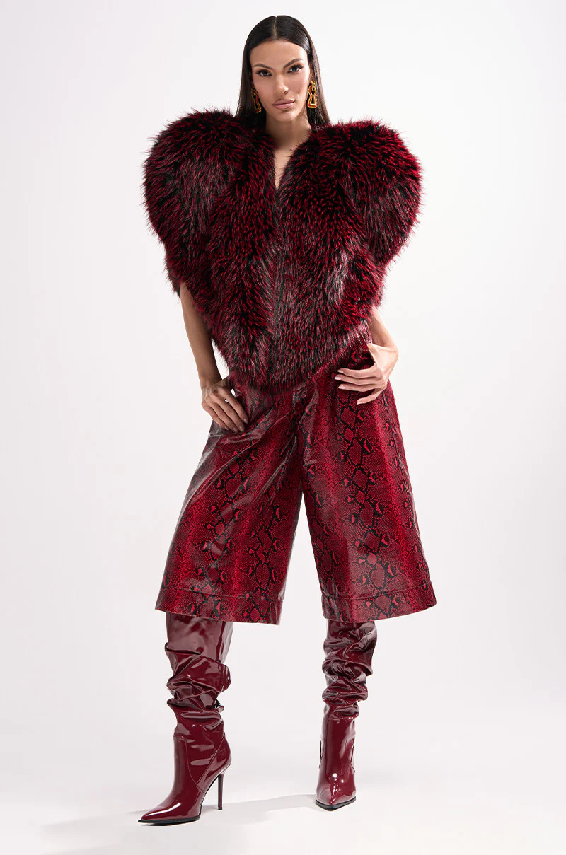 EXTRA IS MY MIDDLE NAME SNAKE BERMUDA SHORT | AKIRA