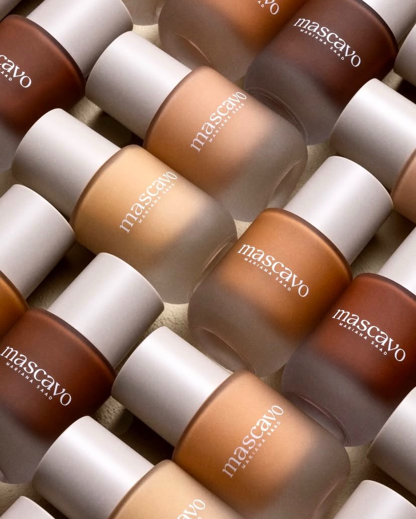 Cores da Base Mascavo! Lançamento. Base com ativos Ácido Hialurônico, Niacinamida e Esqualano da Cana-de-açúcar 🤎 Cupom primeira compra 15 % off: MASCAVO15

#LTKbeleza #LTKbrasil