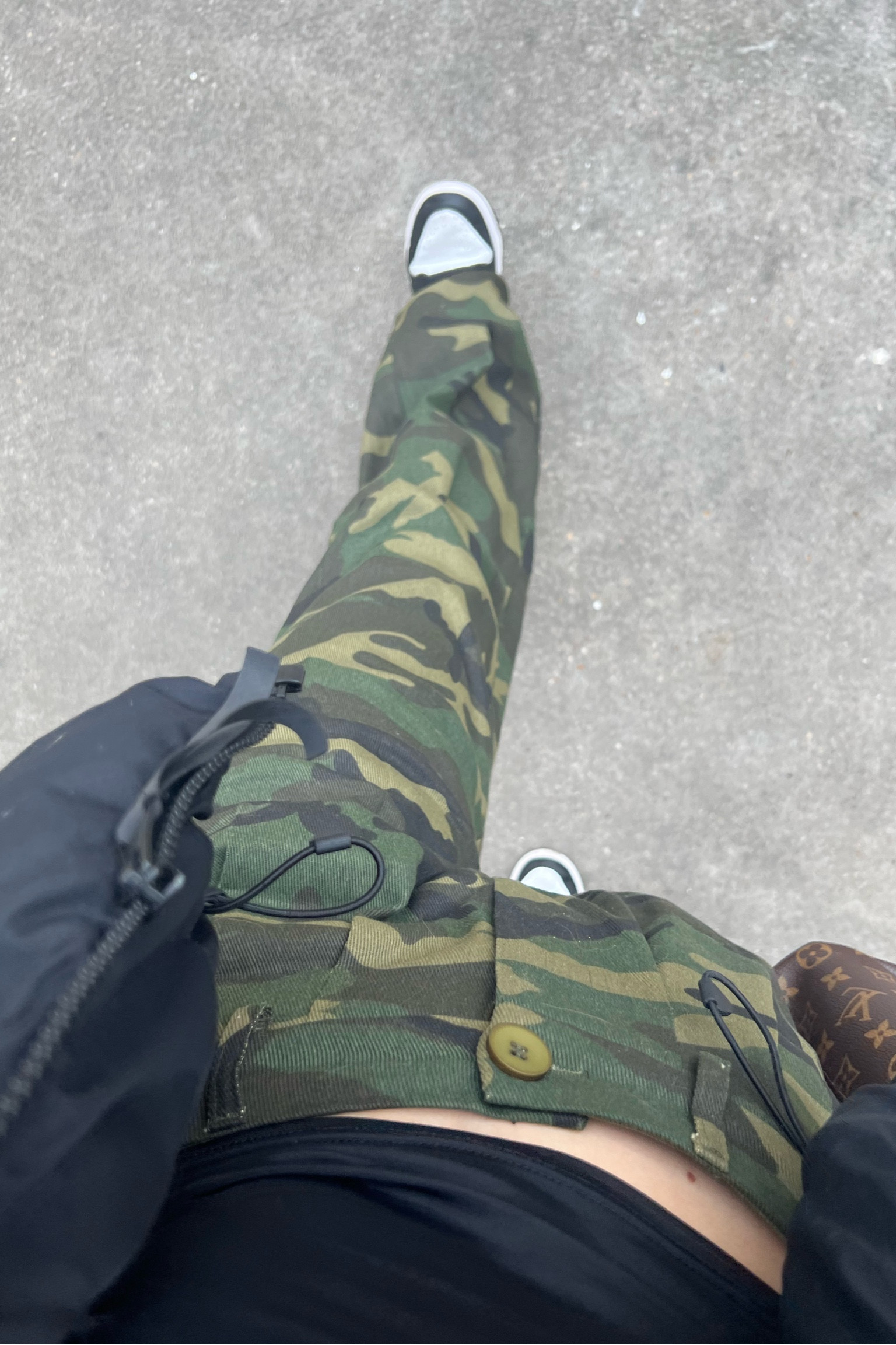 Comfiest, oversized wide leg pant I own. On sale for only $20🥲. Just add a basic top and you’re good to go👏🏻. I’m wearing size 2 regular. Probably could’ve gotten petite!  

#LTKfit #LTKstyletip #LTKunder50