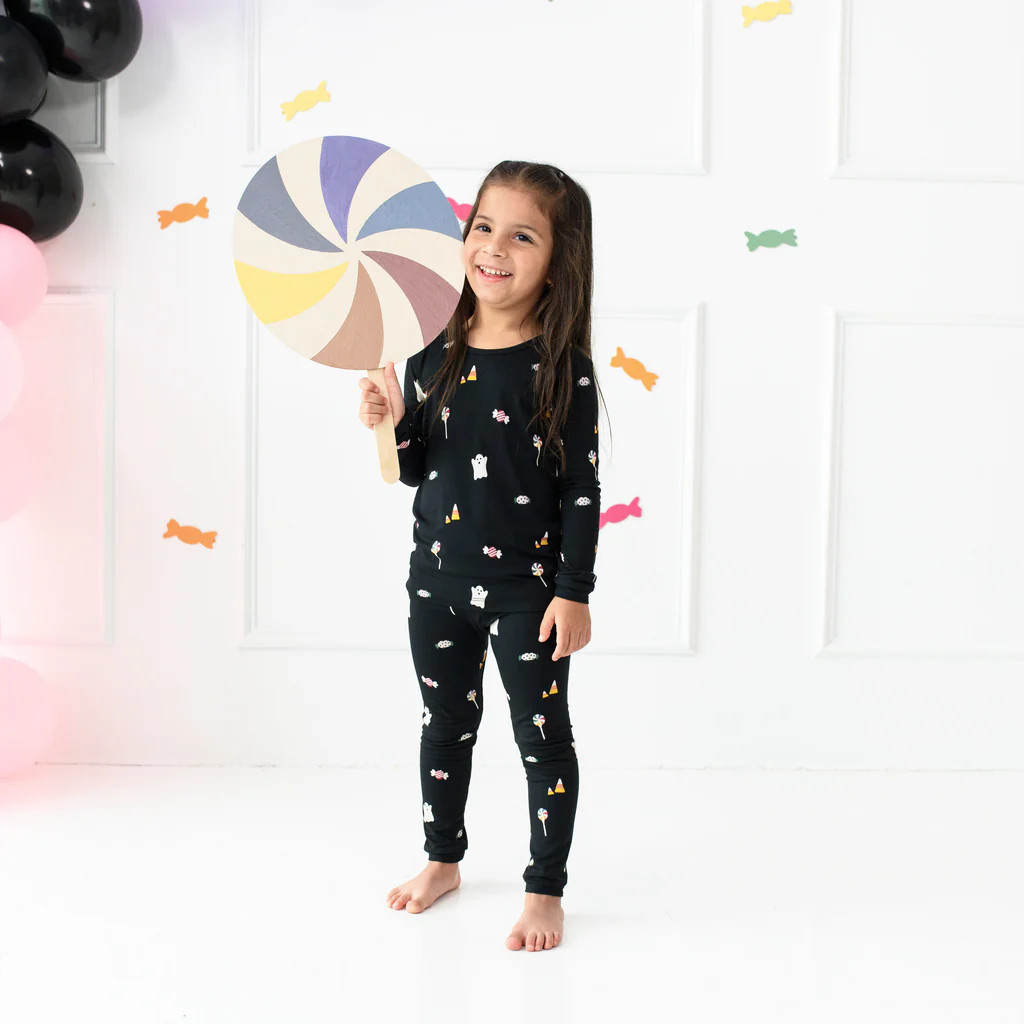 Long Sleeve Pajamas in Trick or Treat | Kyte BABY