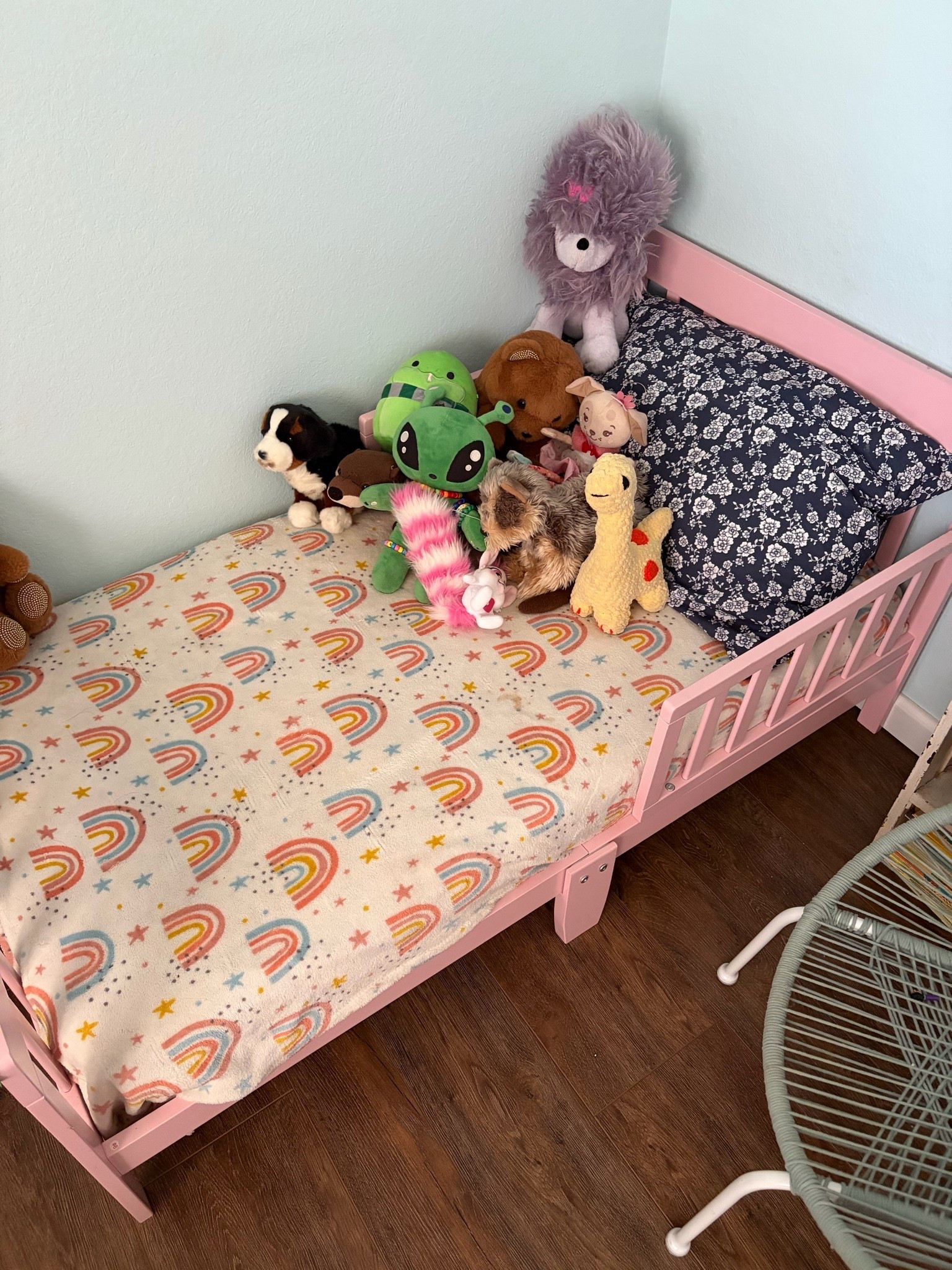 The cutest little toddler bed

#LTKKids #LTKstorytime