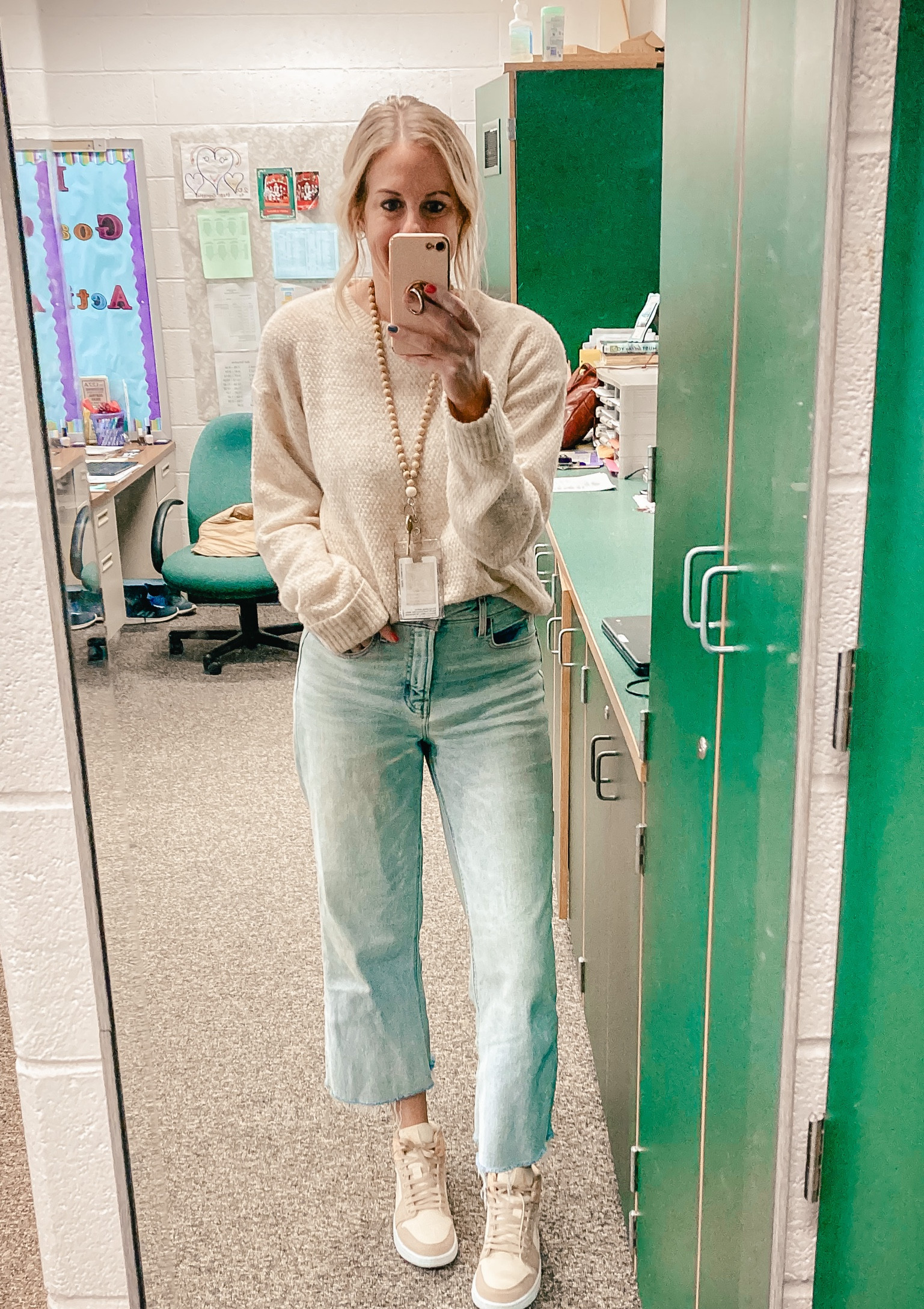 Jeans day Friday!

#LTKSeasonal #LTKover40 #LTKworkwear