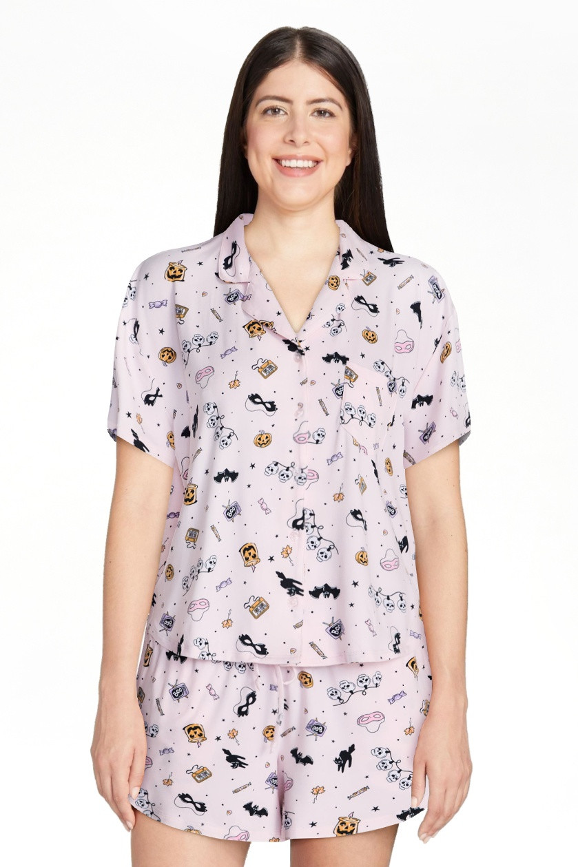 Halloween Women's Notched Top and Shorts Pajama Set from Way to Celebrate, 2-Piece, Sizes XS-3X | Walmart (US)